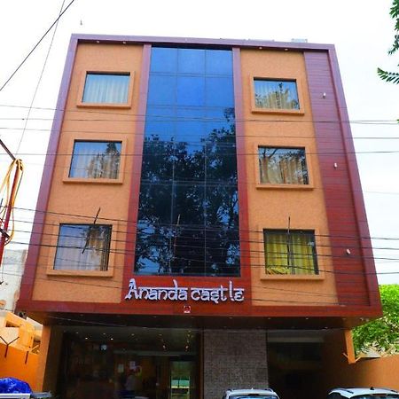 Ananda Castle Hotel Vrindavan Exterior photo